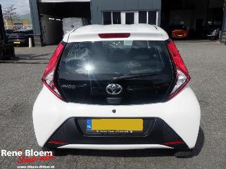 Toyota Aygo 1.0 VVTi x-fun 5drs Airco picture 3