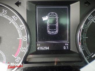 Skoda Octavia 1.6 TDI Greentech Ambition Business picture 14