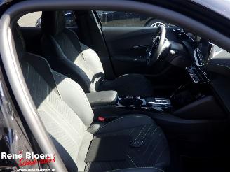 Peugeot e-2008 EV GT Avantage 54kWh picture 12