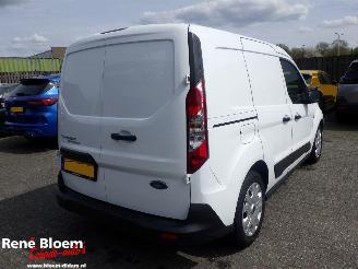 krockskadad bil bedrijf Ford Transit 1.5 EcoBlue L1 101pk 2023/10