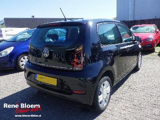 Vaurioauto  passenger cars Volkswagen Up! 1.0 BMT High Up 5drs a-camera 2019/11