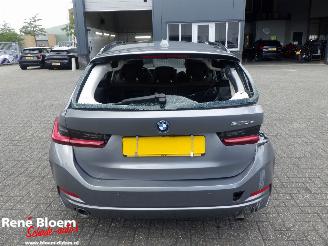 BMW 3-serie 330e Touring 184pk picture 3