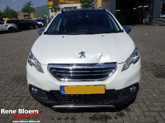 Peugeot 2008 1.2 vtI Allure Pack Premium Plus Automaat picture 3