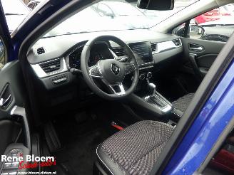 Renault Captur E-TECH HYBRID 145 Intens picture 13