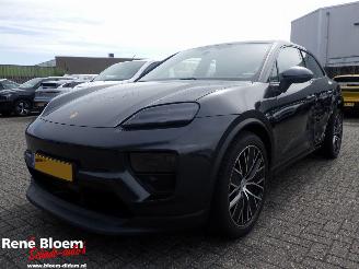 Coche accidentado Porsche Macan 100kwh 340pk 2025/7
