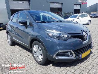 Renault Captur 0.9 TCE Expression CLima 5drs picture 2