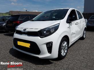 Unfallwagen Kia Picanto 1.0 CVVT Comfort  Plus-line Navigator 2018/9