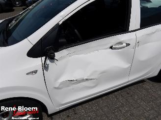Kia Picanto 1.0 CVVT Comfort  Plus-line Navigator picture 10