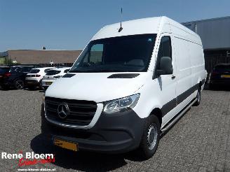 skadebil bedrijf Mercedes Sprinter 317 1.9 CDI L4H3 170pk Automaat 2022/12