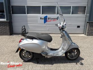 damaged motor cycles Vespa  Primavera Elettrica 45 2022/3