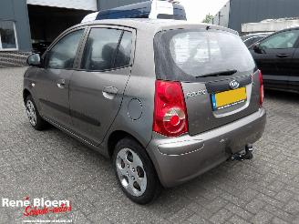 Kia Picanto 1.0 X-pect picture 2