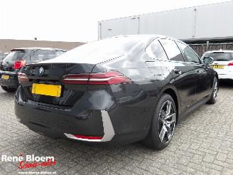 Coche accidentado BMW 5-serie 530e 2024/9