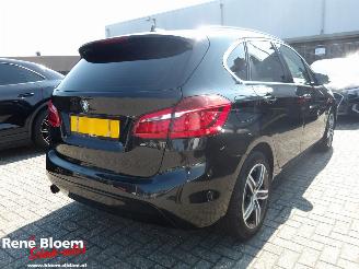 uszkodzony samochody osobowe BMW 2-serie 218i Corporate Executive Automaat 136pk 2018/4