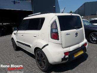 Kia Soul 1.6 X-tra 5-drs Airco picture 2