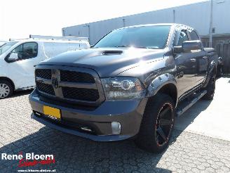 uszkodzony samochody osobowe Dodge Ram 1500 5.7 V8 SRT Sport 2016/1