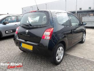 Vaurioauto  passenger cars Renault Twingo 1.2-16V Authentique 2010/3