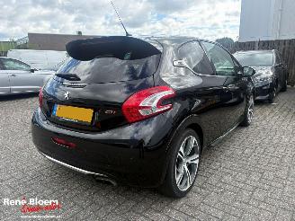 skadebil auto Peugeot 208 1.6 THP GTI 200pk 2013/11