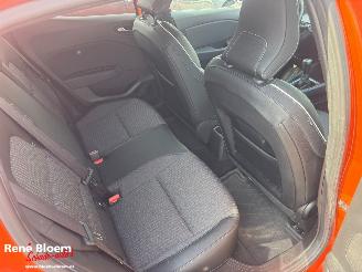 Renault Clio 1.0 TCe Intens 5drs picture 8