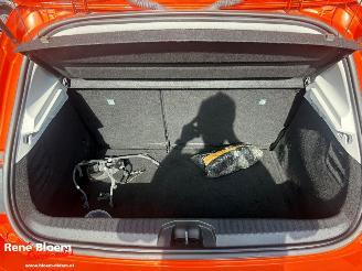 Renault Clio 1.0 TCe Intens 5drs picture 9