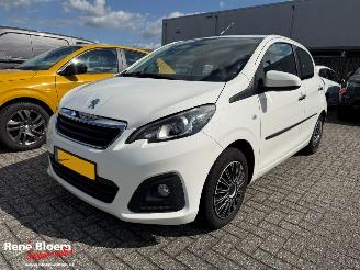 krockskadad bil auto Peugeot 108 1.0 e-VTi 5drs Airco 2019/4