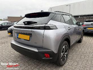Voiture accidenté Peugeot e-2008 EV GT 54kWh 2026/6