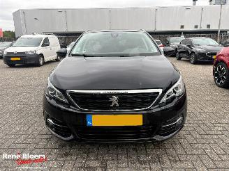 Peugeot 308 1.2 Puretech Executive picture 6