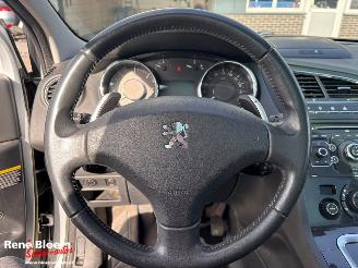 Peugeot 5008 1.6 e-HDi Executive 7p picture 14