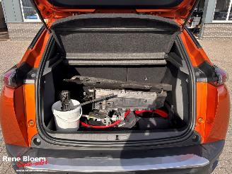 Peugeot e-2008 EV Active pack Navi 50kWh picture 12