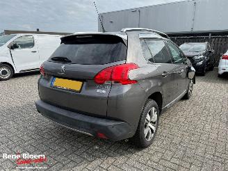 krockskadad bil auto Peugeot 2008 1.2 Puretech Blue Executive 110pk 2016/3
