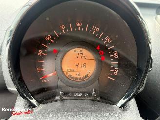 Peugeot 108 1.0 e-VTI Active 72pk Airco 5drs picture 17
