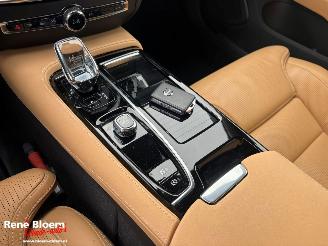 Volvo V-60 2.0 T6 Plug-in-Hybrid AWD Plus Dark picture 22