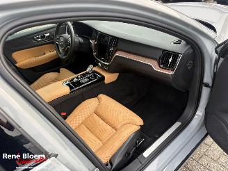 Volvo V-60 2.0 T6 Plug-in-Hybrid AWD Plus Dark picture 11