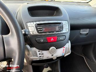 Peugeot 107 1.0 Active 5-drs Airco picture 13