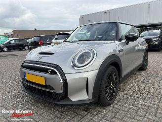 Schadeauto Mini Electric Camden Edition 33kWh 2024/2