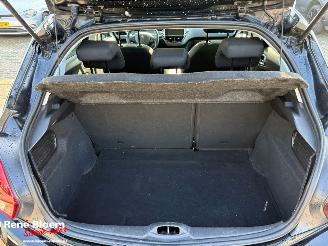 Peugeot 208 1.2 Puret6ech Signature 5drs Airco picture 15