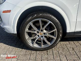 Porsche Cayenne `3.00 Sport Chrono 340pk picture 13