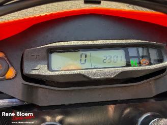 KTM 690 SMC R picture 9