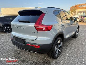 Volvo XC40 2.0 B4 Plus Dark Automaat 197pk picture 4