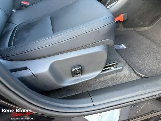Volvo EX30 Single Extended Range Plus 69-kWh 272-pk picture 11