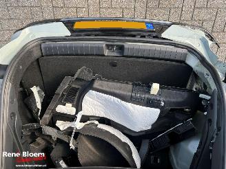 Kia  K4 1.0 T-GDi MHEV GT-Line Launch Edition picture 13