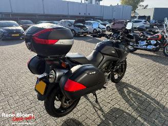 Suzuki V-Strom 650 A picture 6