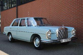 krockskadad bil auto Mercedes Nova W108 250SE SE NIEUWSTAAT GERESTAUREERD TOP! 1968/5
