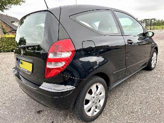 Mercedes A-klasse 150 1.5i 95pk automaat Polar Star - nap - airco - cruise - lmv - mistlampen - licht + regensensor + dimmend spiegel picture 5