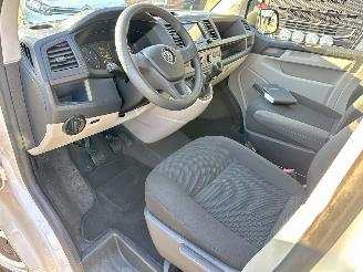 Volkswagen Transporter 2.0 TDI 102pk euro.6 L1/H1 Comfortline - nap - navi - pdc - airco - cruise control - licht + regensensor picture 13