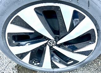 Volkswagen ID.4 Gereserveerd Buss Pro 77Kwh 204pk aut - nap - 1e eig - 20 inch - cam - keyless - navi - sfeerverl - front + line assist - pdc picture 97
