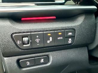 Kia e-Niro Gereserveerd 64kWh 204pk aut + f1 DynamicPlusLine - schuifdak - nap - navi - cam - leer - stoelkoeling - stuurverw + stoelverw picture 15