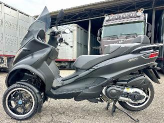 Piaggio MP3 500 Lt Sport ABS 39pk - akrapovic - matzwart - abs - asr - nieuwe banden - recent beurt gehad - rijdbaar picture 1