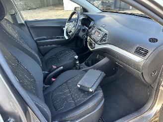 Kia Picanto 1.0 CVVT 69pk First Ed 5drs - 40dkm nap - 1e eig - clima - cruise - lmv - 4x elektr ram - aux - usb - led picture 21