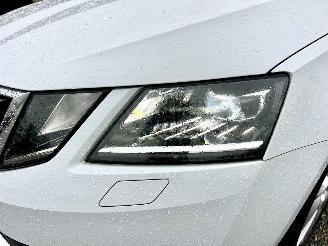 Skoda Octavia gereserveerd 1.0 TSI 116pk 6-bak Greentech Bus Edition Plus - xenon - virtual - camera - pdc - carplay - clima - cruise picture 109