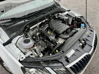 Skoda Octavia gereserveerd 1.0 TSI 116pk 6-bak Greentech Bus Edition Plus - xenon - virtual - camera - pdc - carplay - clima - cruise picture 15